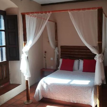 Casa Rural "La Posada De Maria" Мальпартида-де-Касерес Экстерьер фото