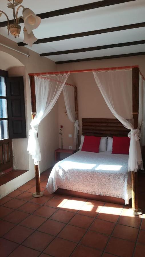 Casa Rural "La Posada De Maria" Мальпартида-де-Касерес Экстерьер фото