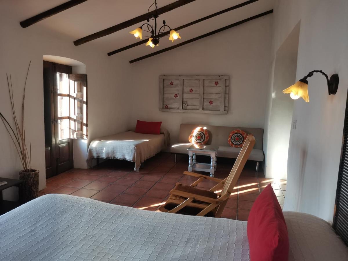Casa Rural "La Posada De Maria" Мальпартида-де-Касерес Экстерьер фото